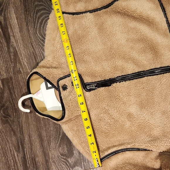 ❤️ NWT! FABLETICS TEDDY MID-LENGTH JACKET, MEDIUM - Picture 14 of 15